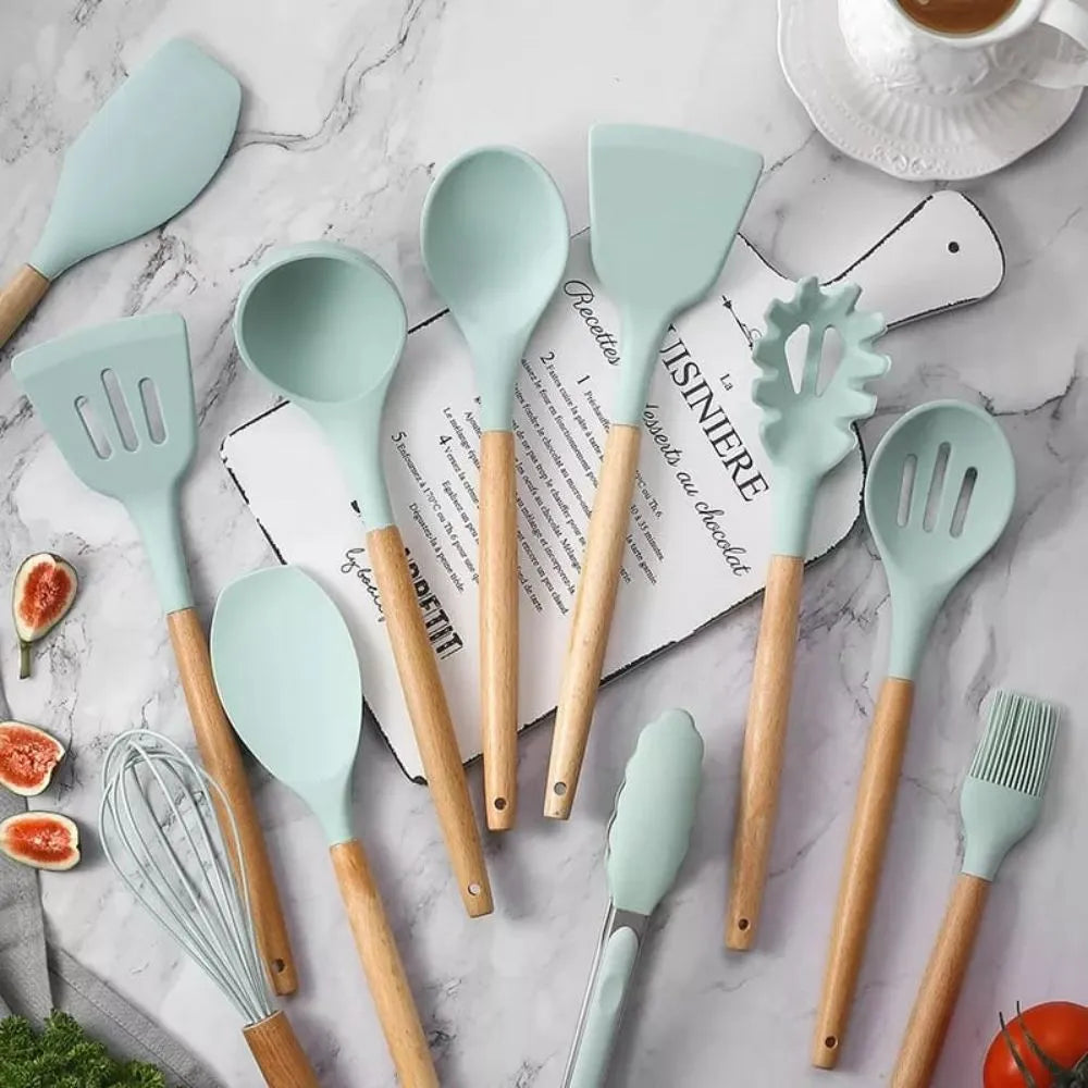 SET DE 12 UTENSILIOS DE COCINA EN SILICONA ECOBAMBÚ