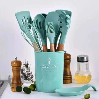 SET DE 12 UTENSILIOS DE COCINA EN SILICONA ECOBAMBÚ